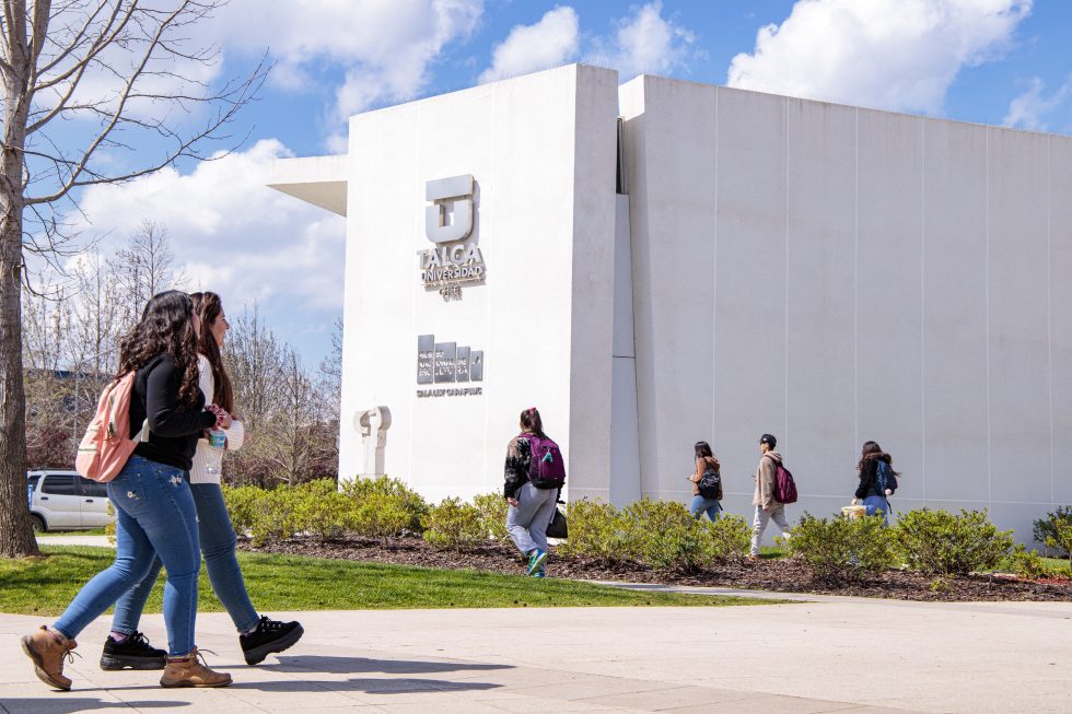 Acreditación De La Universidad De Talca ¿qué Es Ser Una Universidad Compleja Adprensa 7333