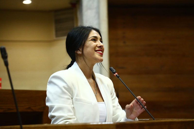 Nueva Mesa de la Cámara será presidida por diputada Karol Cariola