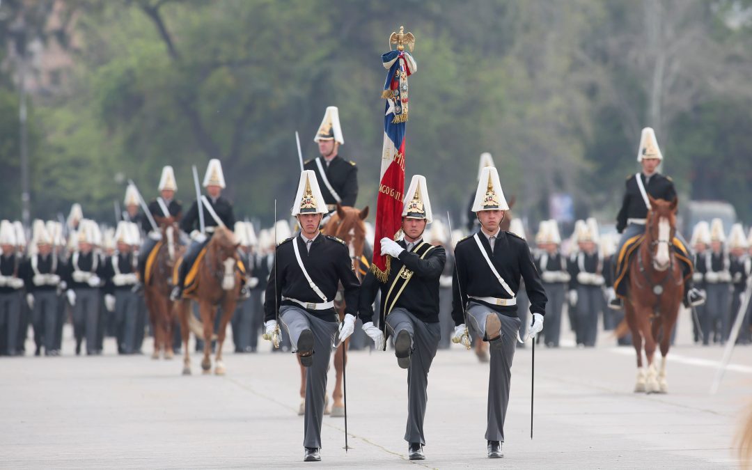 Ministra Maya Fernández encabeza Revista Preparatoria de la Gran Parada Militar 2024