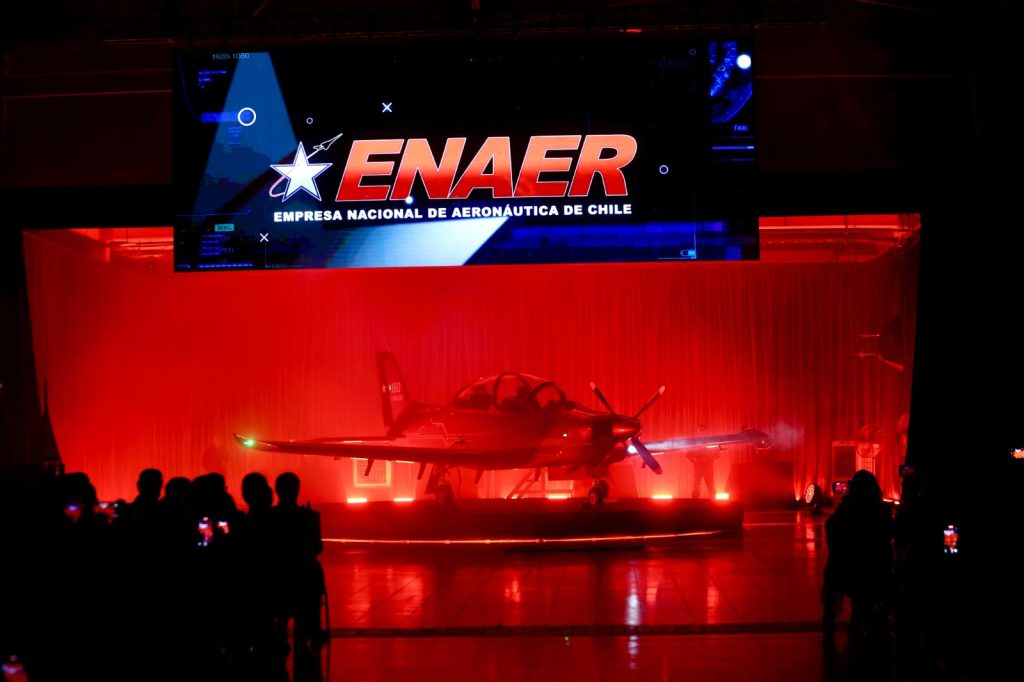 Chile potencia su soberanía tecnológica con el desarrollo del nuevo avión de entrenamiento nacional T-40 “NEWEN”