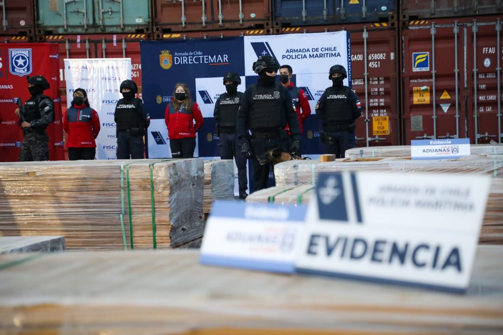 Fiscalía, Policía Marítima y Aduana registra histórica incautación de carga contaminada con drogas en puertos nacionales