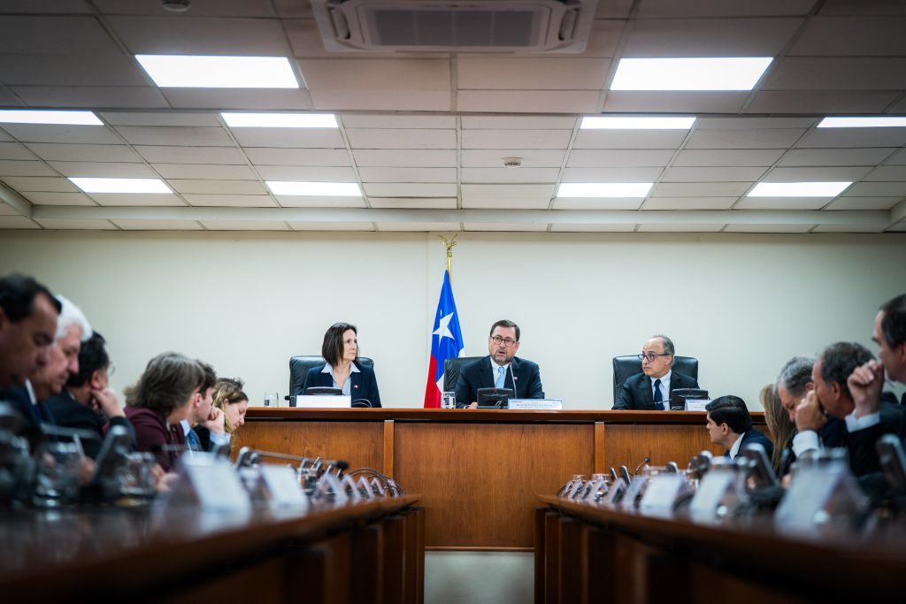Cancillería se reúne con gremios empresariales para coordinar estrategia conjunta ante nuevo arancel de EE.UU.