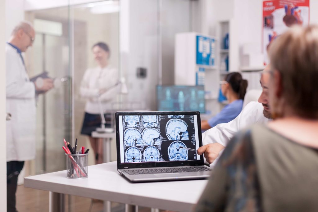 ¿Cuáles son las enfermedades más comunes que afectan al cerebro?