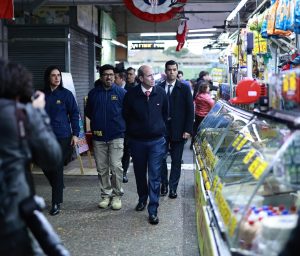 Acuerdo con agenda de seguridad cae 8pts a 41% y el 58% (+7pts) cree que el gobierno debería retirar el proyecto