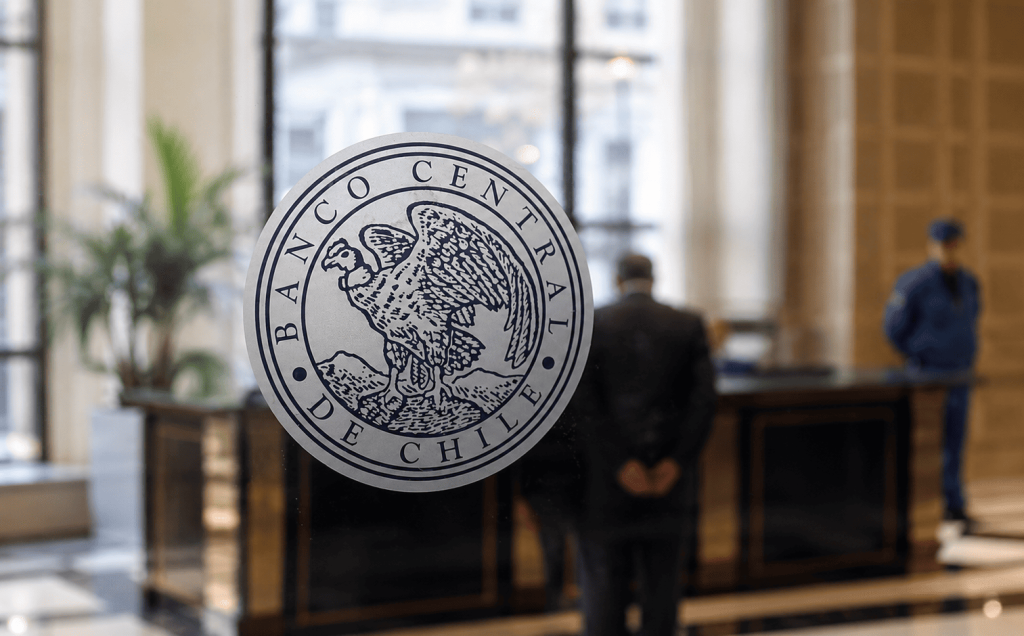 Banco Central: IPoM de septiembre reduce perspectivas de crecimiento a menos de 1% para este año