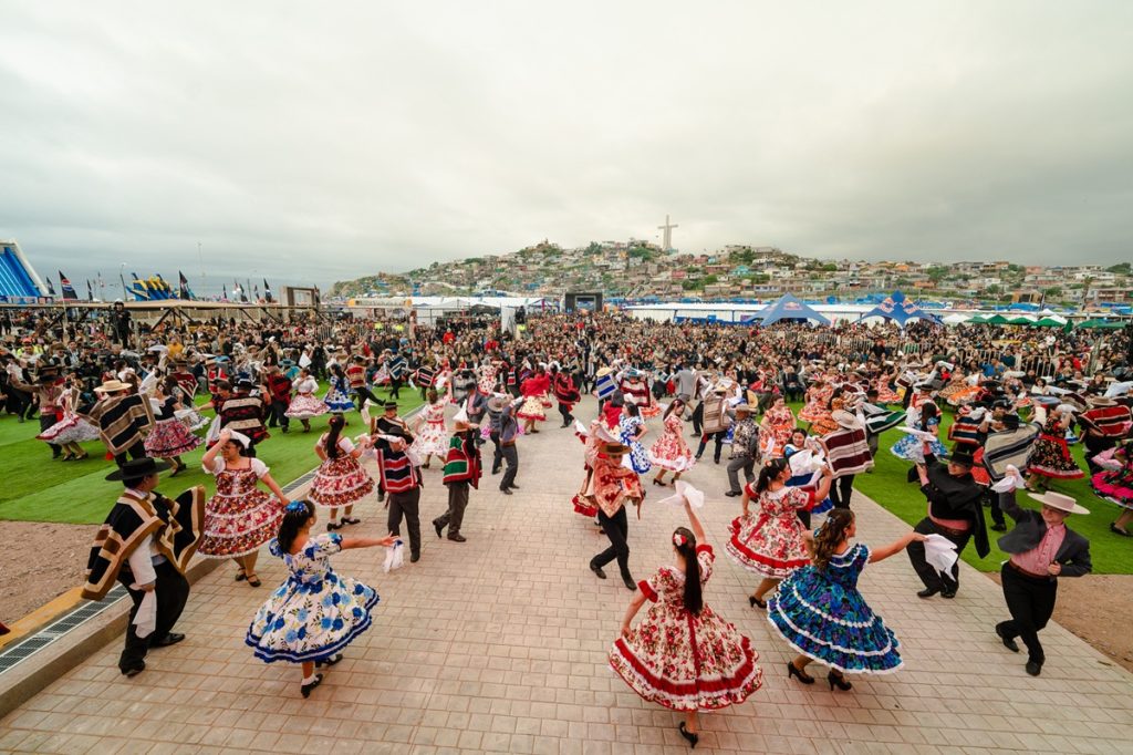 La Pampilla 2026 abrió sus puertas con una masiva fiesta ciudadana marcada por la solidaridad