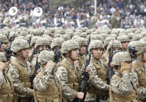Data Influye: 52% se inclina por fortalecer o mantener las capacidades de las Fuerzas Armadas