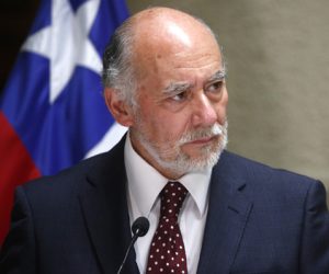 Senador Iván Flores emplaza al gobierno a abordar altas de desempleo en regiones de manera diferenciada y focalizada